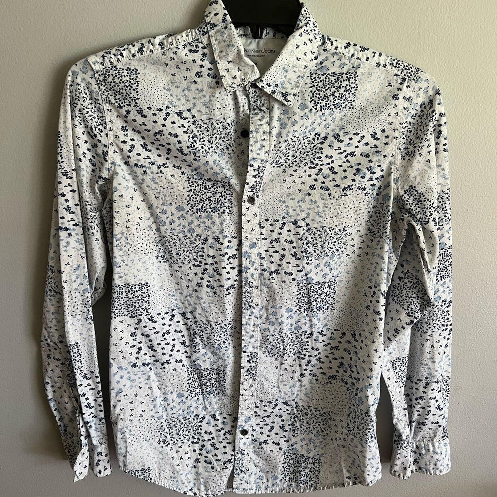 Calvin Klein Button Up